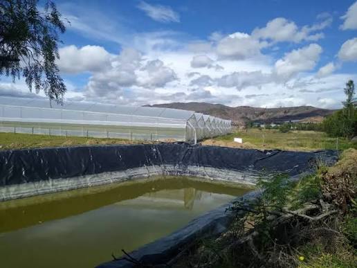 Reservorio con Geomembrana